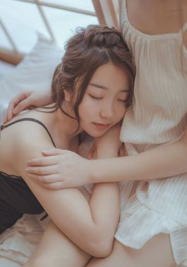 揉我胸啊嗯～喷水了动漫_720HD高清在线观看