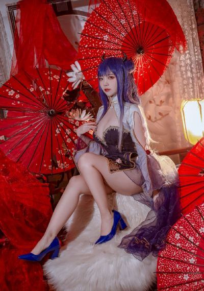 年轻的女教师4_在线观看视频