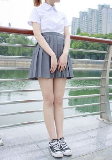 年轻的女教师2在线_BD韩语高清完整版
