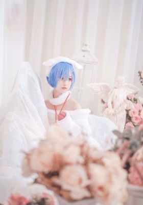 洪晓芸 师生绮恋_720BD在线观看